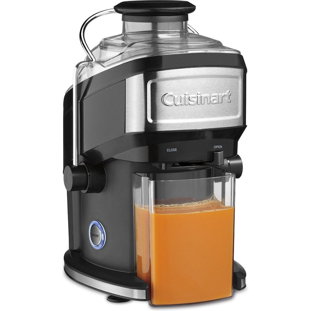 Compact Juice Extractor in Black